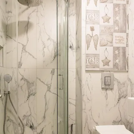 Adiramar Апартаменты Обзор