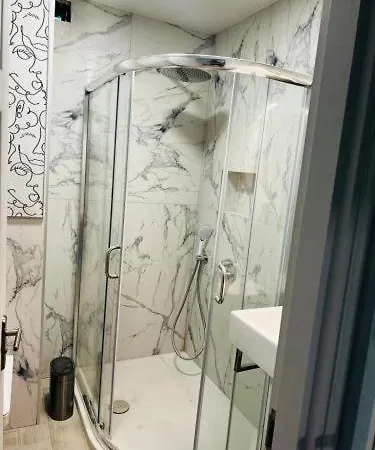 Adiramar Апартаменты Обзор