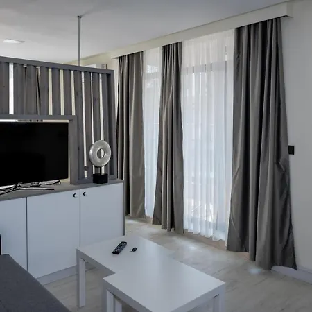 Apartament Adiramar