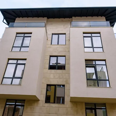 Apartament Adiramar *