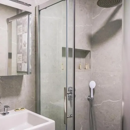 Apartament Adiramar *