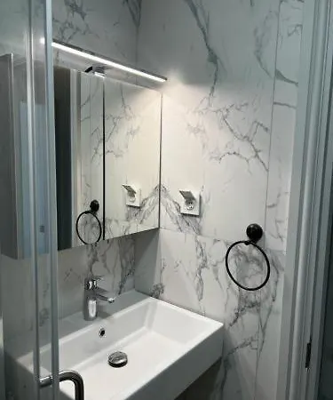 Apartament Adiramar *