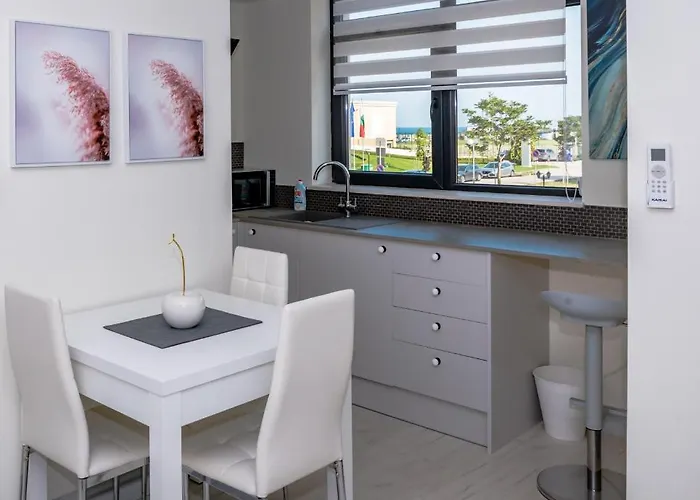 Adiramar Lägenhet *